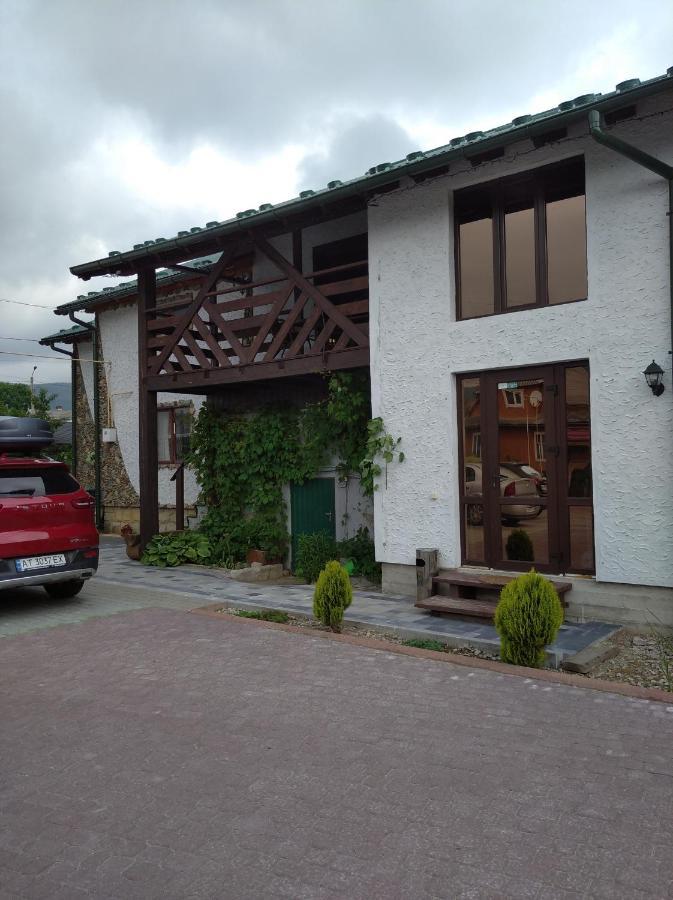 Садиба Янчар Номер Студiо З Басейном Mykulychyn Exterior foto